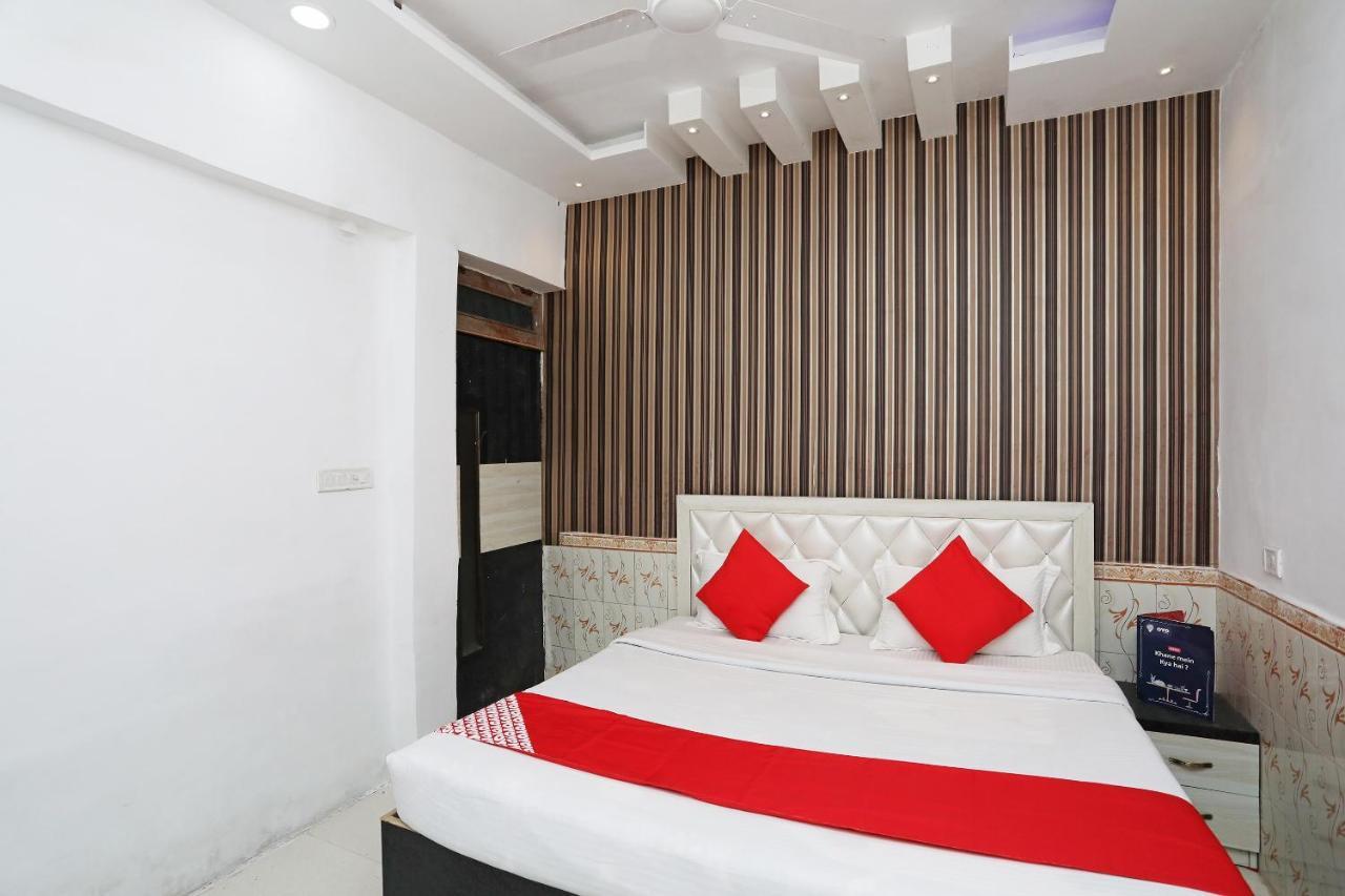 Oyo 29294 Tripathi Guest House Kanpur Quarto foto